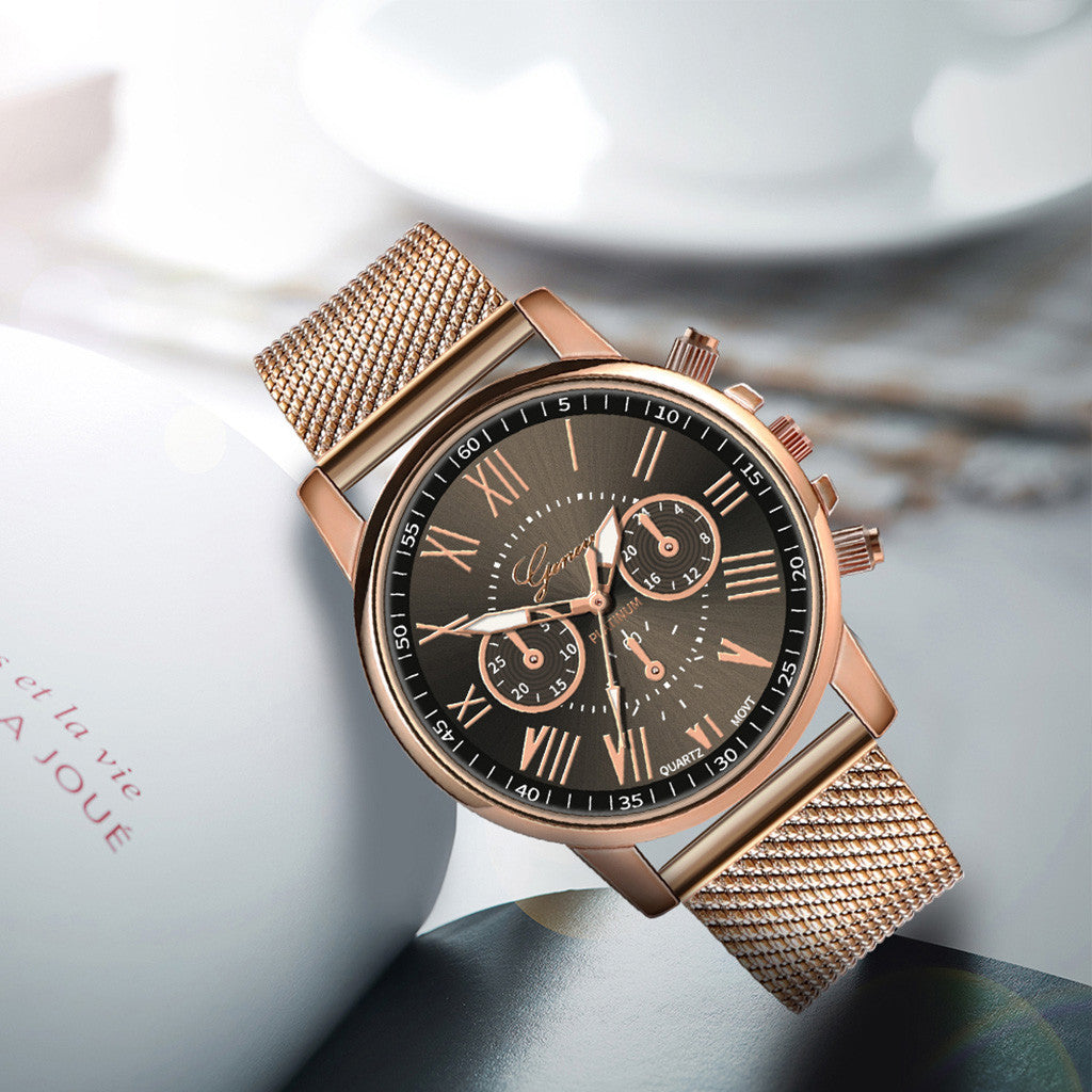 'Simplistic' Women Watch