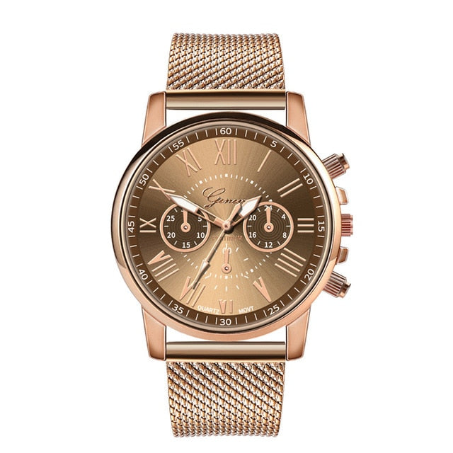 'Simplistic' Women Watch