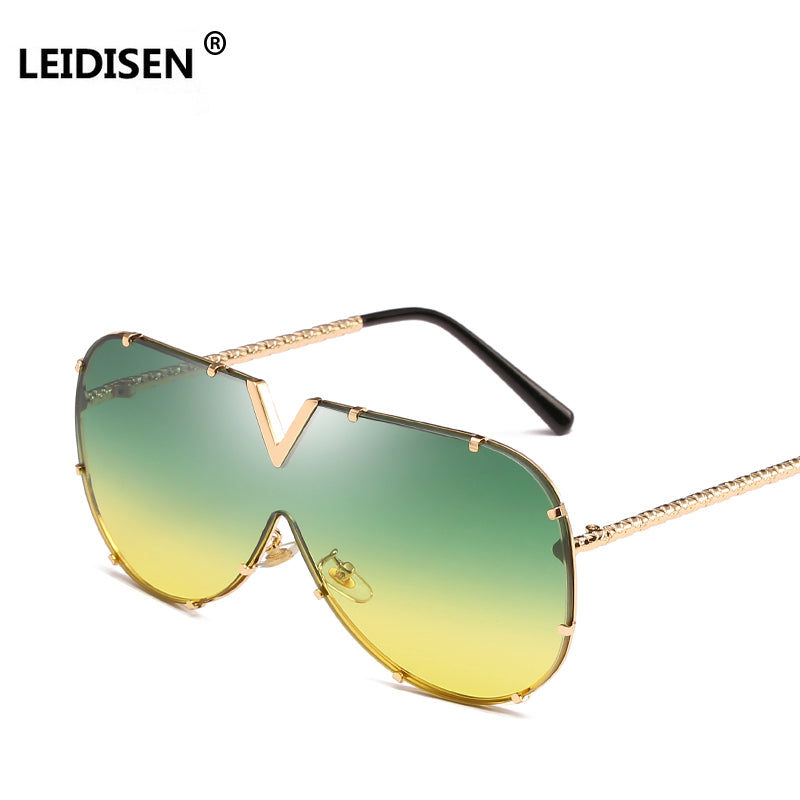 'Super V' Fashion Sunglasses